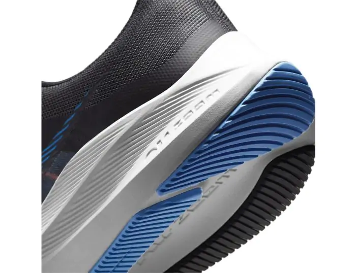 Nike Air Zoom Winflo 8 Flywire Running Shoes Avantisport